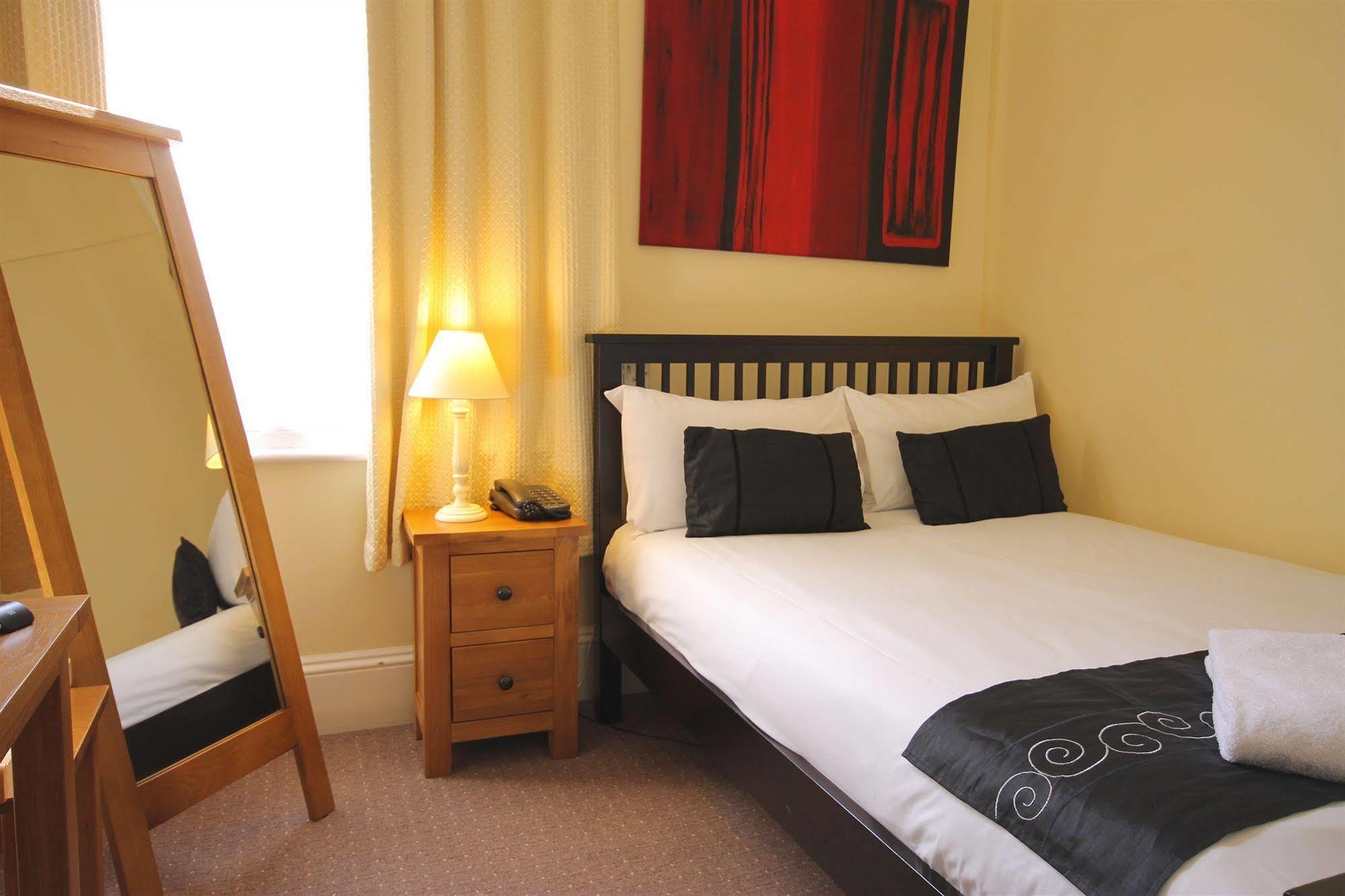 Andover House Hotel & Restaurant - Adults Only Great Yarmouth Extérieur photo