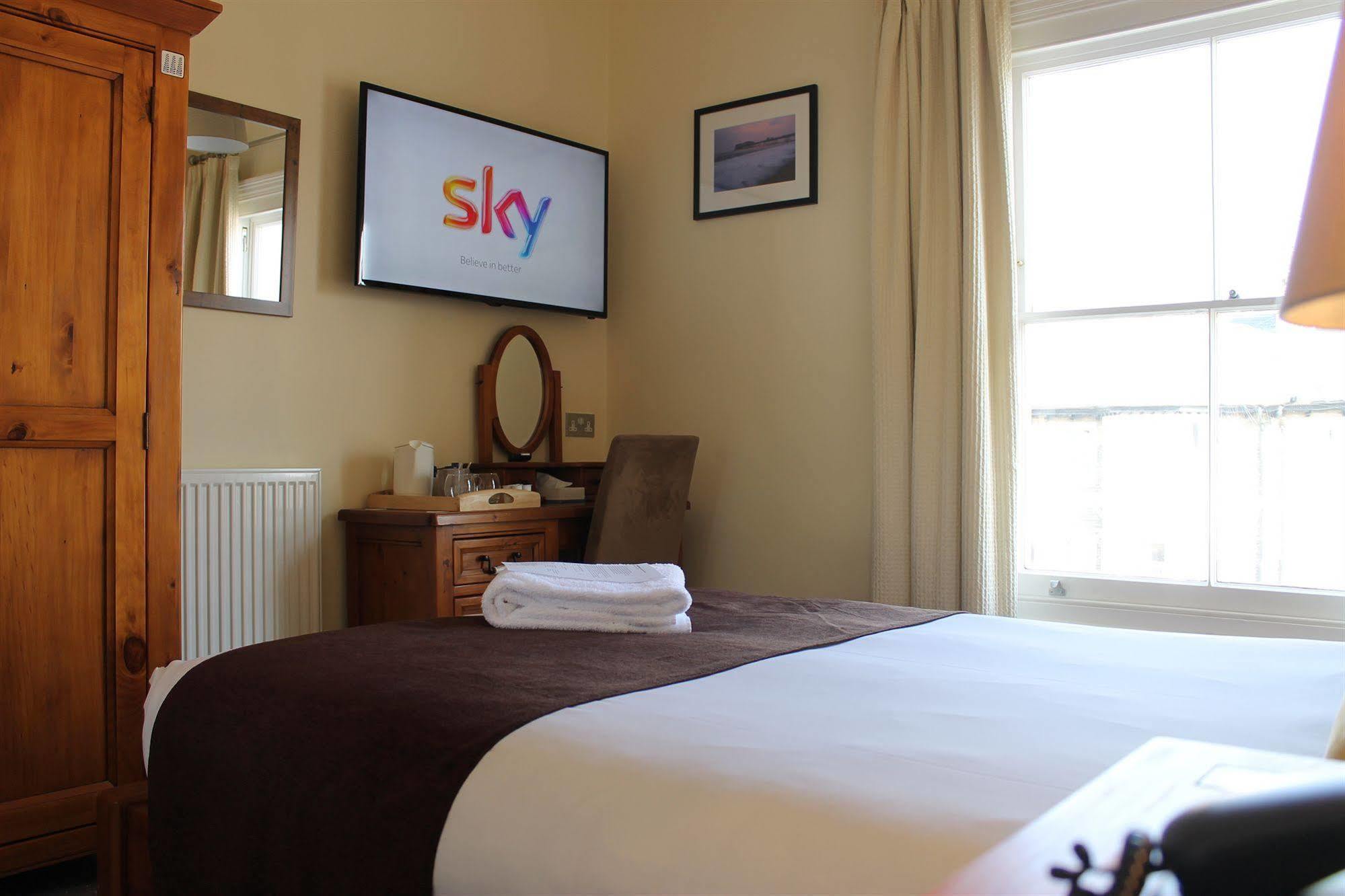 Andover House Hotel & Restaurant - Adults Only Great Yarmouth Extérieur photo