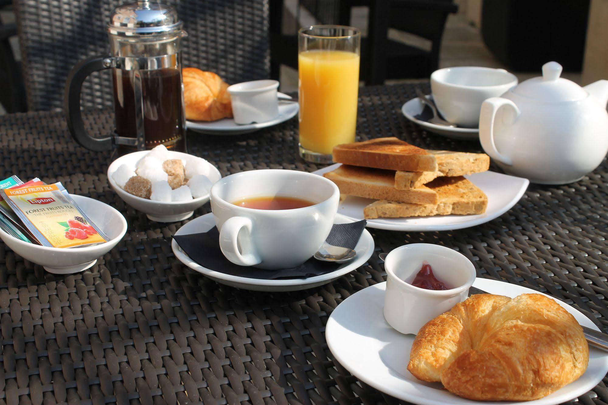 Andover House Hotel & Restaurant - Adults Only Great Yarmouth Extérieur photo