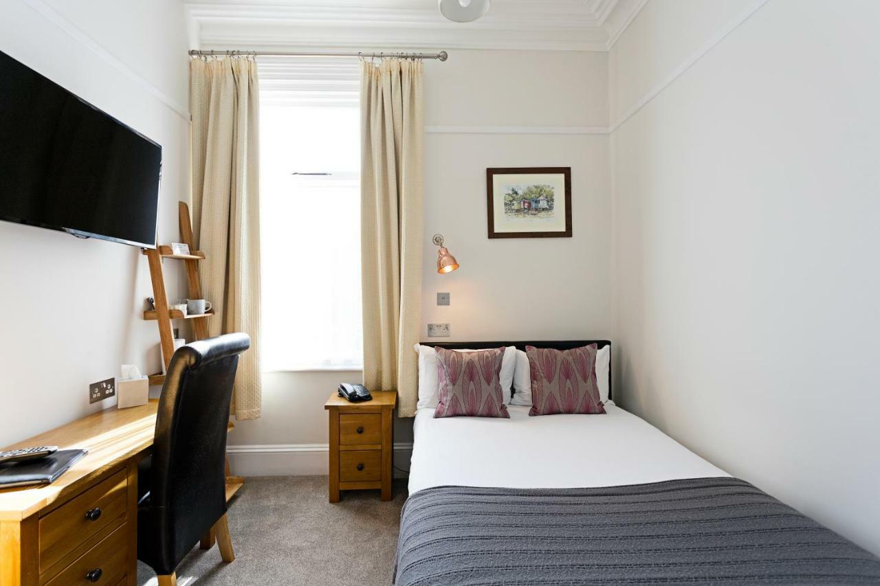 Andover House Hotel & Restaurant - Adults Only Great Yarmouth Extérieur photo